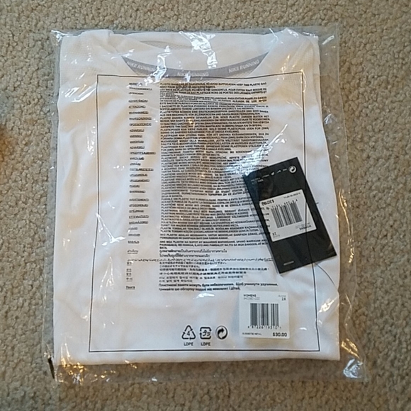 Nike DryFit Women's Running Tee - Picture 8 of 8